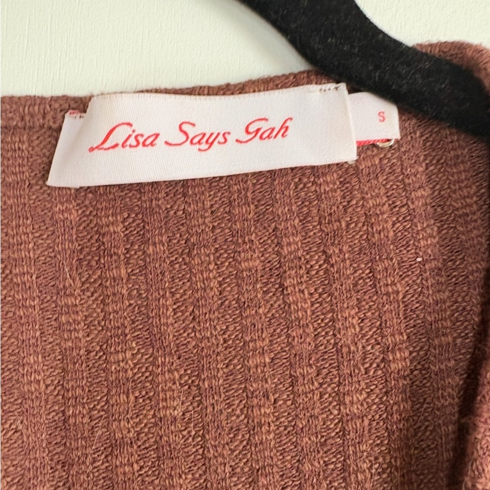 Lisa Says Gah Ribbed Knit Sweater in Brown